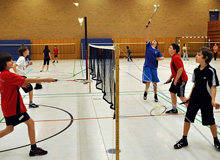 2010_12_TCK_Badminton_online[1]